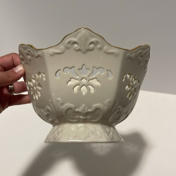Lenox Special Langtry Pierced 7” Serving Bowl 6 Sided Candy Dish Gold Trim USA - Picture 6 of 8
